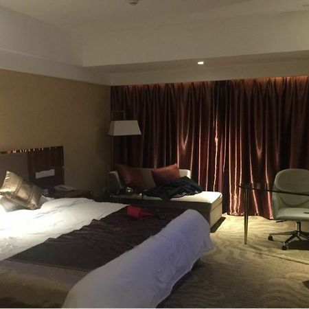 יאן-אן Fuxin Garden Hotel מראה חיצוני תמונה